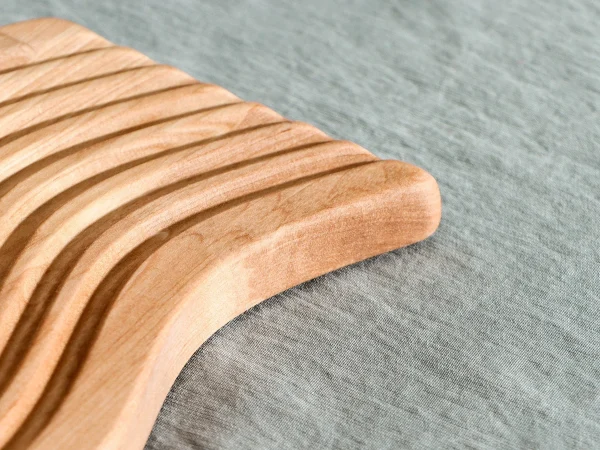 Доска разделочная для подачи и сервировки Wave коричневый — изображение 3