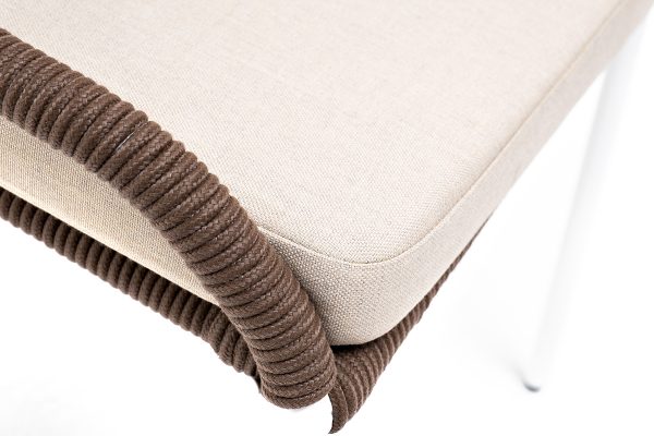 "Милан" стул плетеный из роупа, каркас алюминий белый муар, роуп коричневый круглый, ткань бежевая 052 — изображение 5