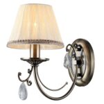 Настенный светильник (бра) Maytoni RC093-WL-01-R