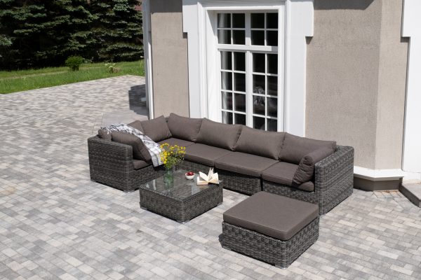 "Лунго" трансформирующаяся лаунж-зона из искусственного ротанга