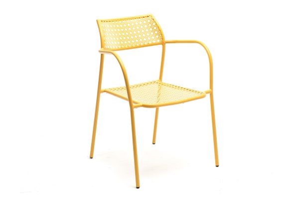 цвет желтый