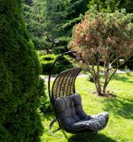 "Виши" подвесное кресло-кокон из искусственного ротанга, цвет коричневый с серо-коричневой подушкой — изображение 5