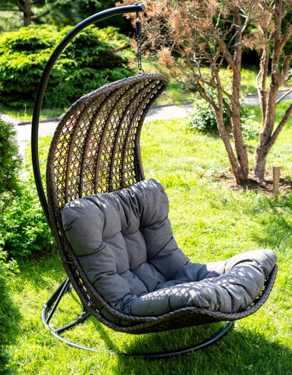 "Виши" подвесное кресло-кокон из искусственного ротанга
