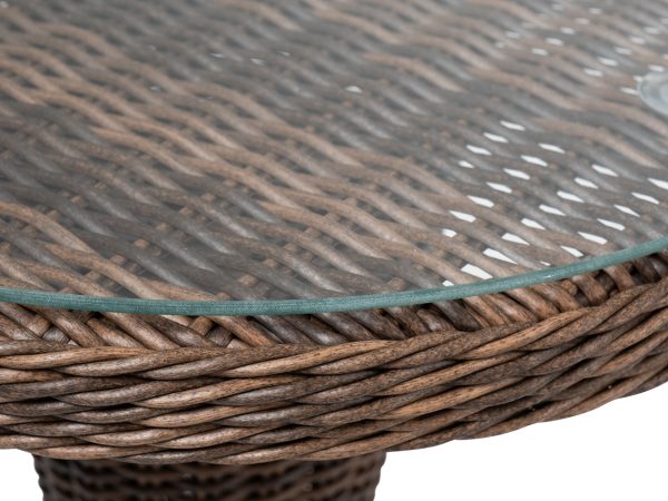 цвет коричневый