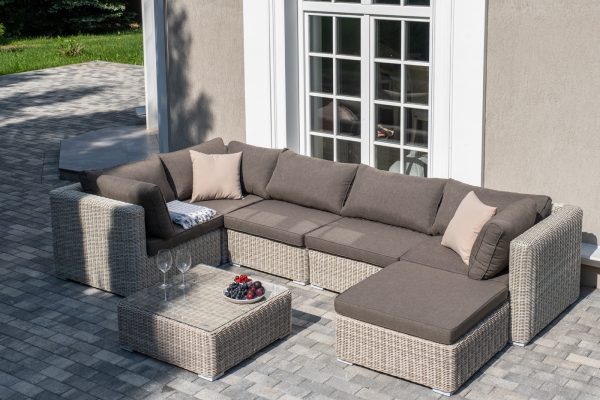 "Лунго" трансформирующаяся лаунж-зона из искусственного ротанга