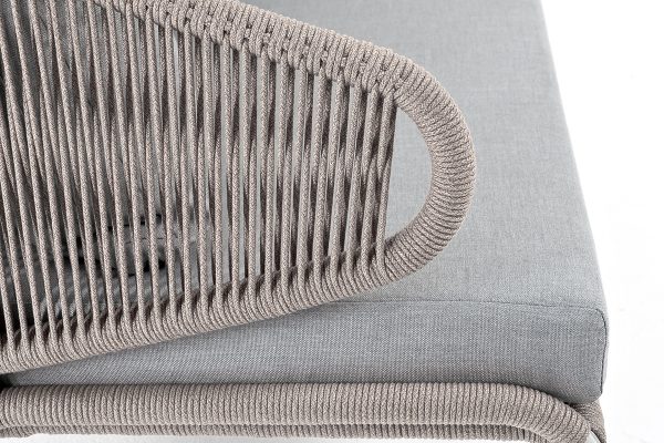 "Милан" диван 2-местный плетеный из роупа, каркас алюминий светло-серый (RAL7035) муар, роуп серый меланж круглый, ткань светло-серая — изображение 5