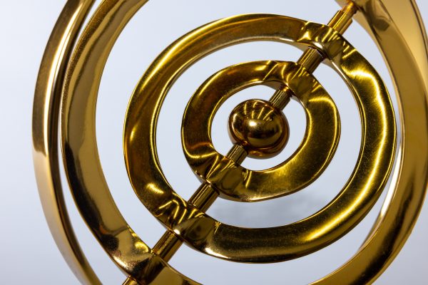 Сфера со стрелой золото 0.29x0.21x0.21м — изображение 3