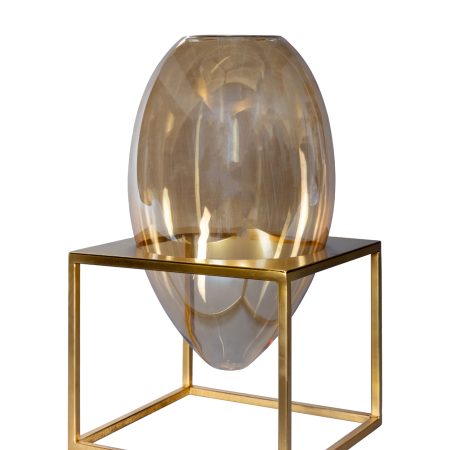 Ваза на золотом подстолье овальная 0.43x0.25x0.25м