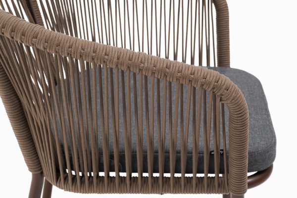 "Марсель" стул плетеный из роупа, каркас алюминий коричневый (RAL8016) муар, роуп коричневый круглый, ткань темно-серая 027 — изображение 5