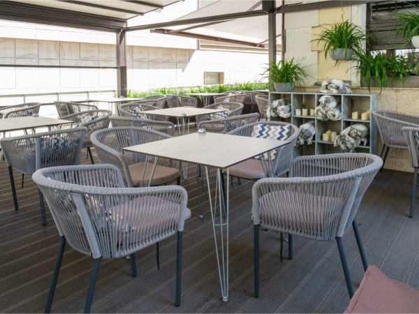 цвет молочный