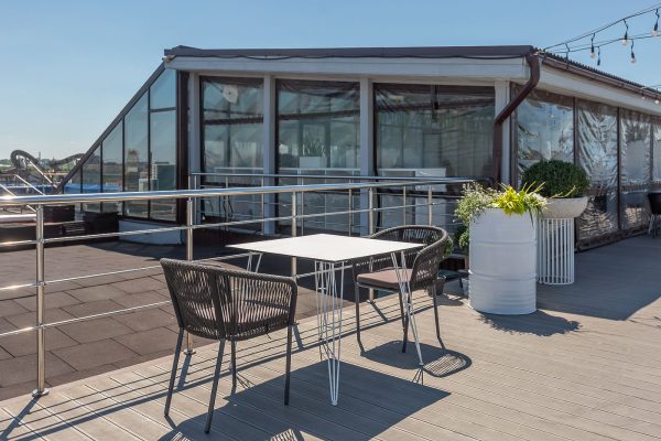 "Руссо" обеденный стол из HPL квадратный 90х90см