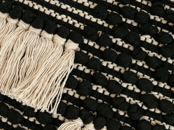 Чехол на подушку Aracelis бежевый, черный — изображение 4