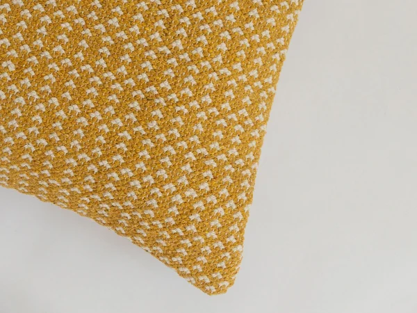 Чехол на подушку Orient 45х45 желтый — изображение 3