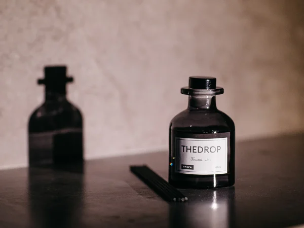 Диффузор THEDROP 100 мл, аромат белый лён черный — изображение 3