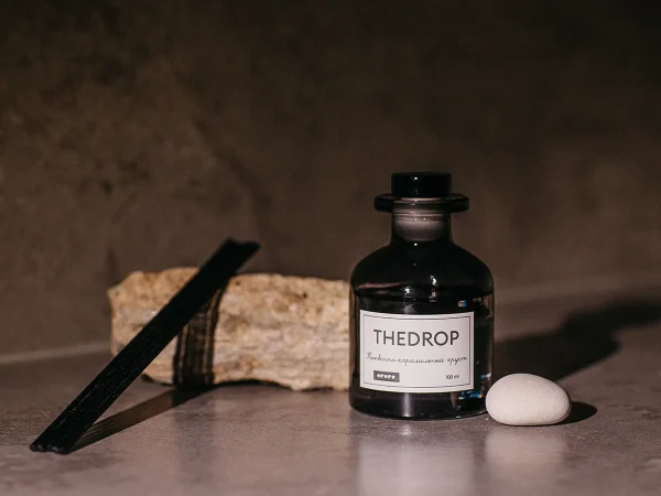 Диффузор THEDROP 100 мл, аромат тыквенно-карамельный хруст черный — изображение 3
