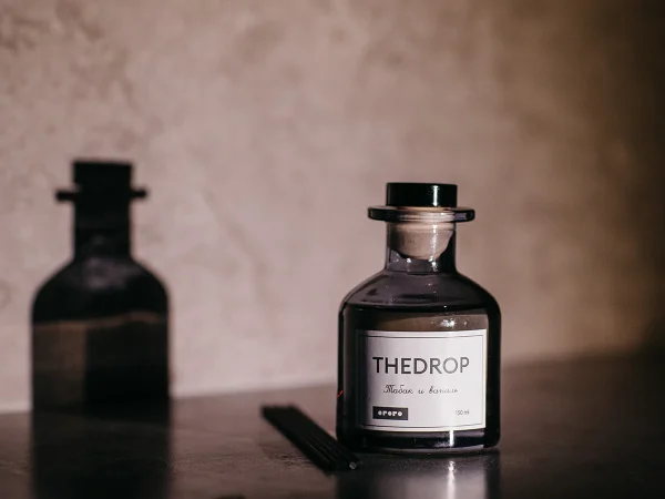 Диффузор THEDROP 150 мл, аромат табак и ваниль черный — изображение 3