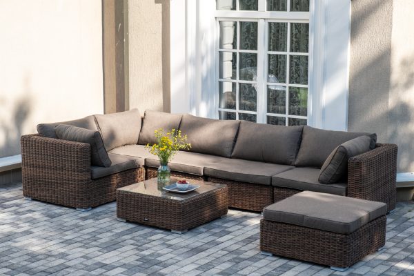 "Лунго" трансформирующаяся лаунж-зона из искусственного ротанга