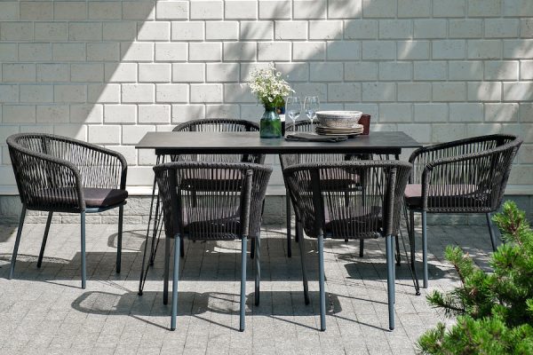 цвет темный