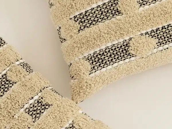 Набор чехлов на подушку Aracelis бежевый, черный — изображение 2