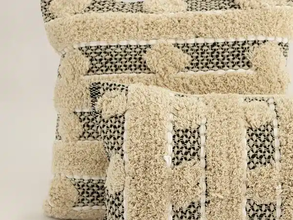 Набор чехлов на подушку Aracelis бежевый, черный — изображение 4