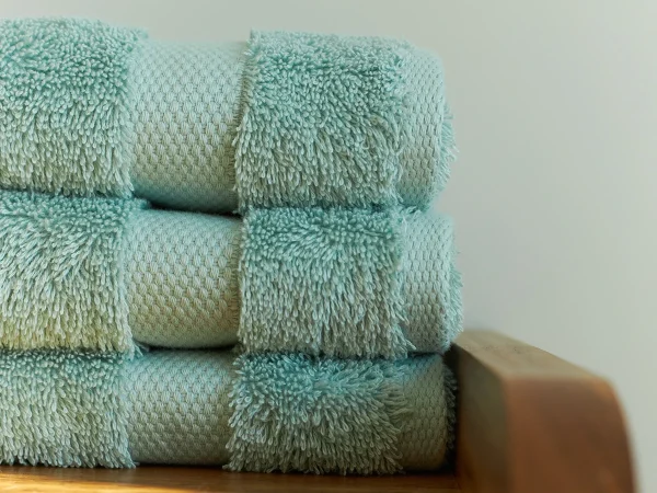 Набор из трёх махровых полотенец Rubi зеленый — изображение 2