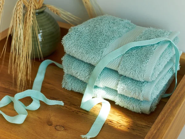 Набор из трёх махровых полотенец Rubi зеленый — изображение 3