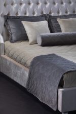 Подушка-валик Dafne TEXTILE, FRATELLI BARRI — изображение 3