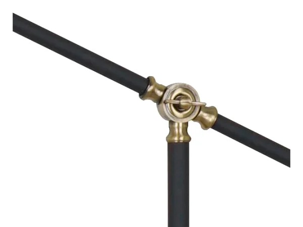 Напольный-светильник-ARTSTYLE-Molveno-2 Напольный светильник ARTSTYLE Molveno черный, латунный — изображение 3