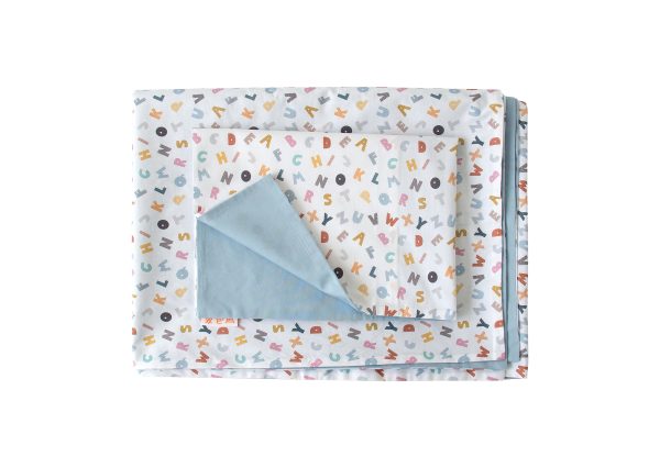 Комплект постельного белья «Разноцветные буквы» (голубой, сатин) — изображение 3
