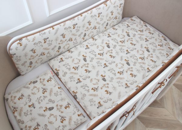 Постельное бельё в детскую кроватку «Зайчики с грибами» (мокко, сатин) — изображение 4