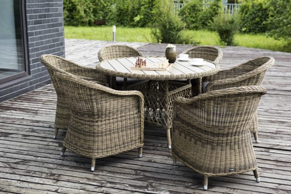 "Равенна" плетеное кресло из искусственного ротанга, цвет соломенный с серо-коричневой подушкой — изображение 4