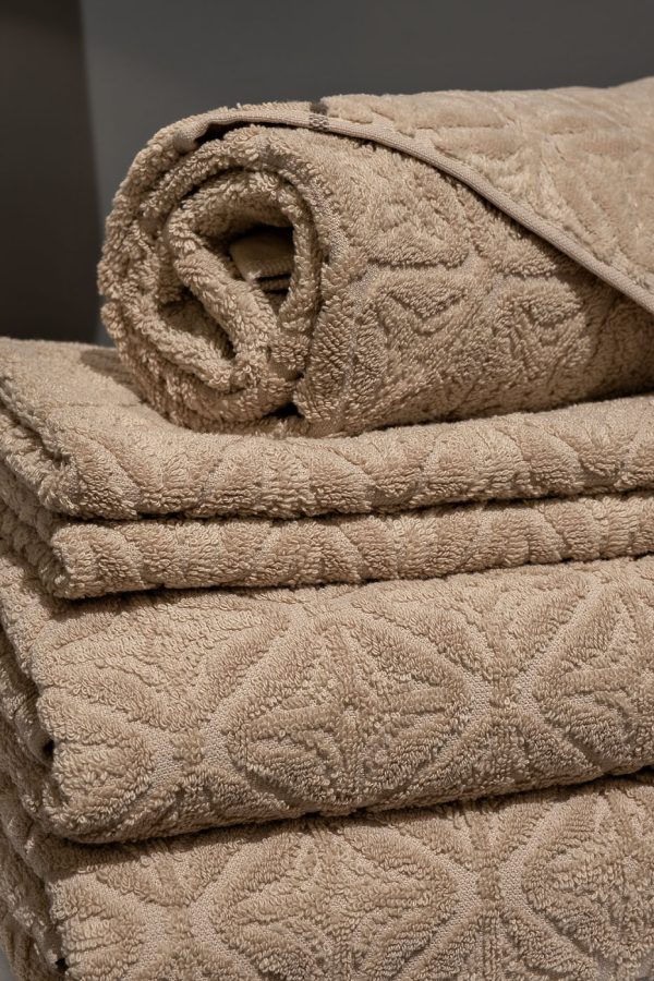 119VAL-ATL70140-POL ZHE Полотенце Ариане жемчужное 70*140 — изображение 5