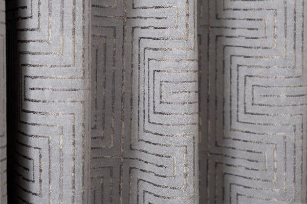 121GD-00005 Портьера Gloss сер 275*260 — изображение 2