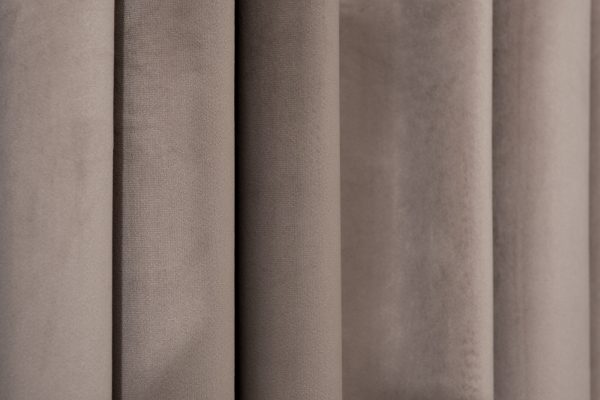 121GD-00011 Портьера Silkу бежевая  димаут 275*260 — изображение 2