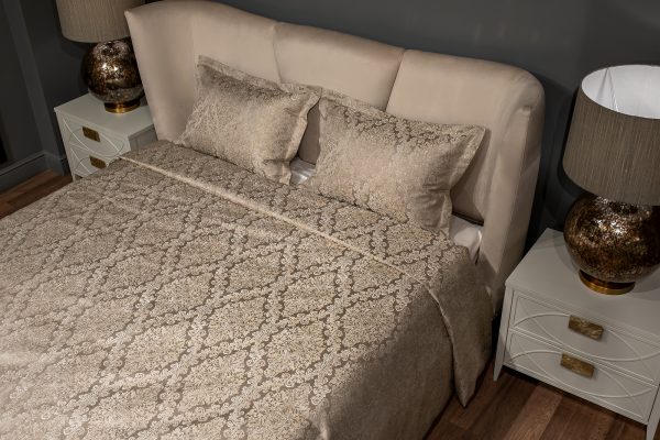 121GD-12125 Комплект Emotion бежевый( покрывало 260*260 и 2 наволочки 50*70) — изображение 2