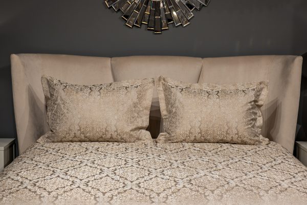 121GD-12125 Комплект Emotion бежевый( покрывало 260*260 и 2 наволочки 50*70) — изображение 4