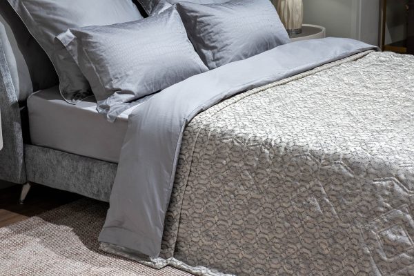 121GD-HOUST110-POKR SER-Покрывало HOUSTON серое со стежкой 260*260 — изображение 2