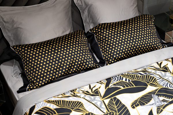 130HB-00010 Комплект наволочек Тропики 50*70 золото/черный (2шт) — изображение 3