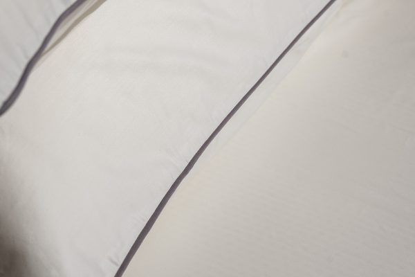 130HB-00026 Простыня на резинке сатин белый 160*200*30 — изображение 4