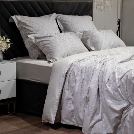 130HB-00044 Простыня сатин бежевый 240*180