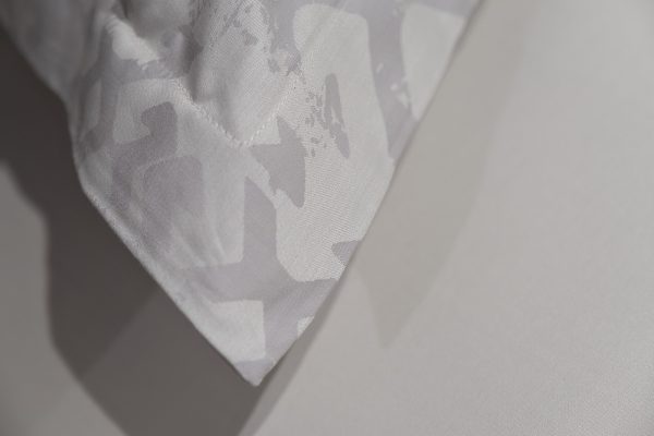 130HB-00045 Простыня сатин бежевый 270*280 — изображение 4