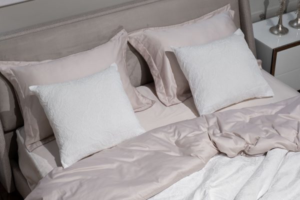 16AMR-NS5050-NAV BEL Наволочка декор. Тиара белая 50*50 — изображение 2