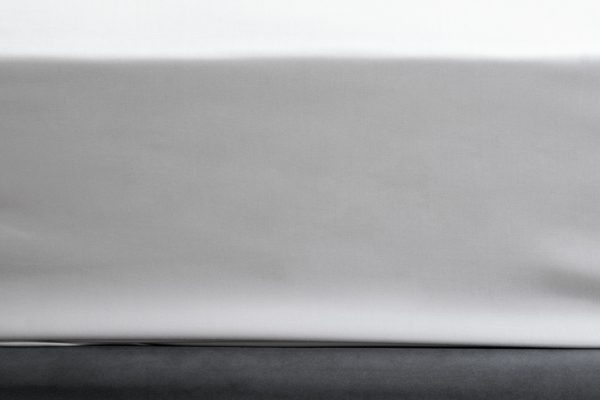 180JOD-18005 Простыня на резинке бамбук, серая 160*200*30 — изображение 3