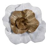 37SM-0662 Декор настенный "Цветок" бело-золотой 24