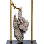 55RD5214L Декор настольный "Птица над скалой" 27*12*43см