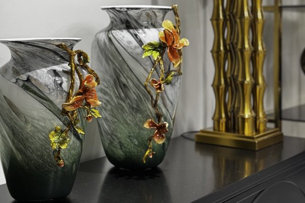 55RV6816L Ваза стеклянная зеленая с цветком 28*22*41см — изображение 3