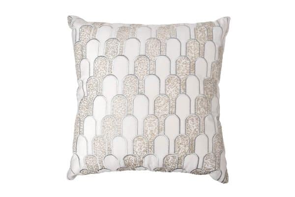 70SW-11704 Подушка с вышивкой