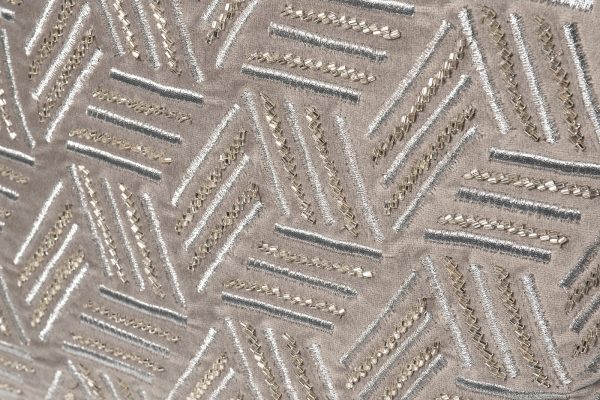 70SW-20310 Подушка с бисером "Плетенка" серебро 45*45см — изображение 2