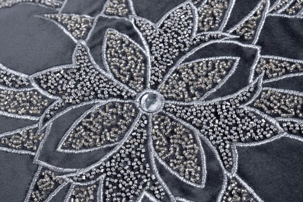 бисер "Цветок" синий 45*45