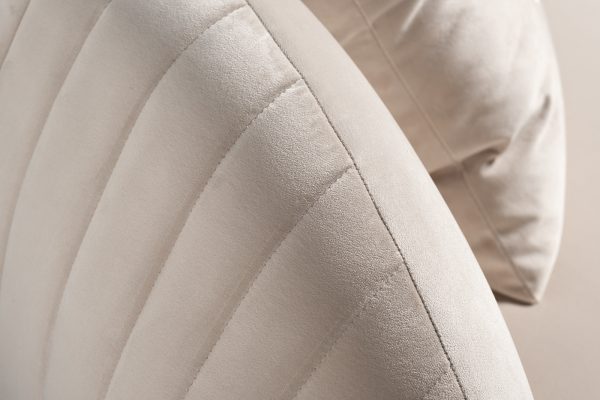 87yy-div2262-divan-lea-trehmestnyj-veljur-kremovyj-29011275sm-3 87YY-DIV2262 Диван Lea трехместный, велюр кремовый 290*112*75см — изображение 4